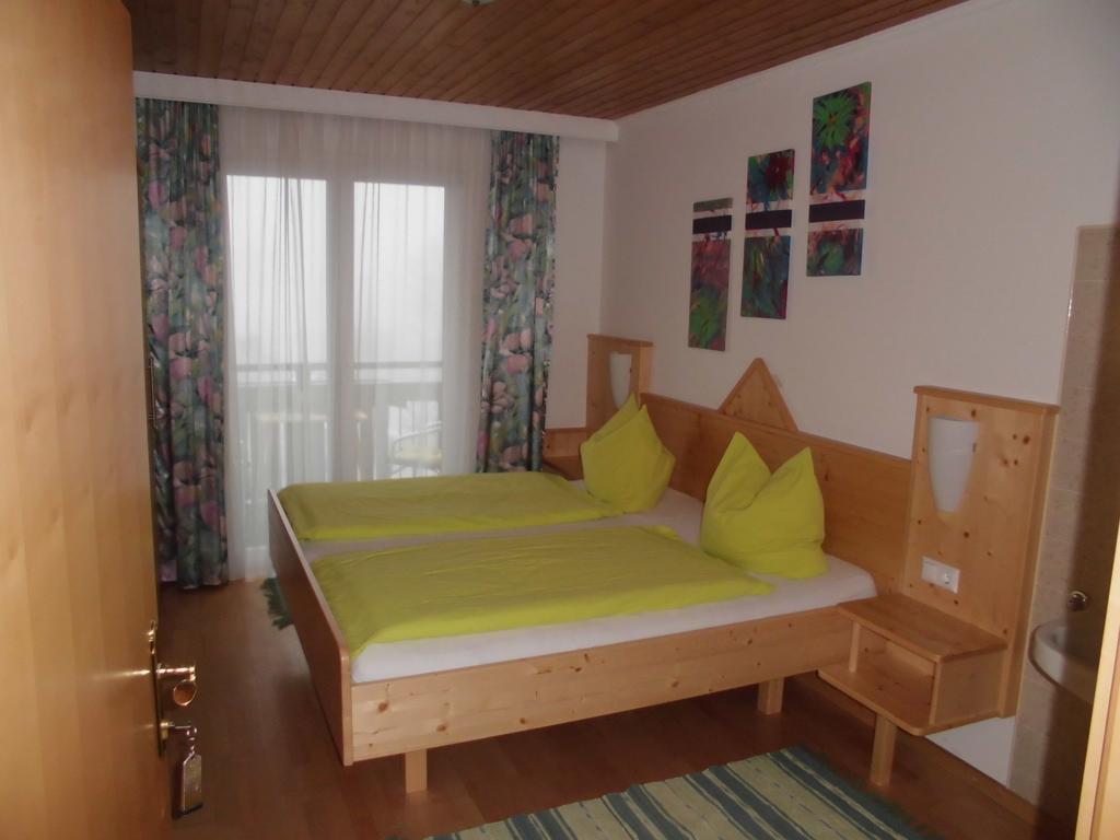 Pension & Ferienwohnung Dullnig Gmünd الغرفة الصورة